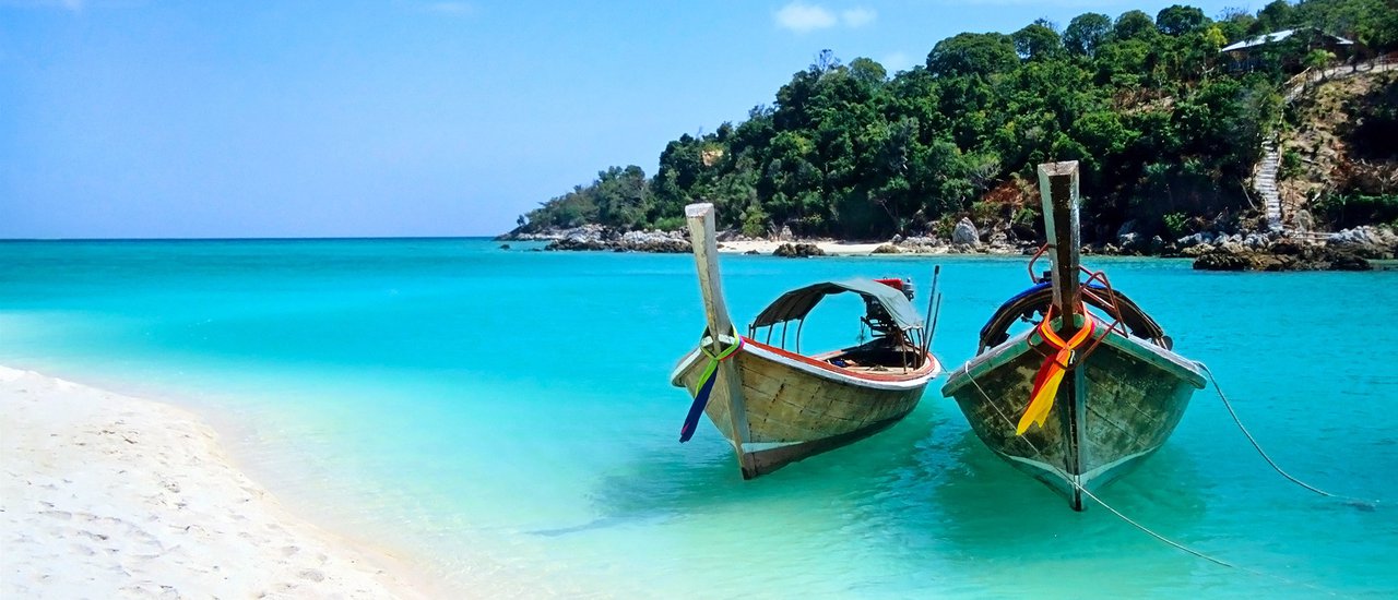 cover Koh Phi Phi to Koh Lipe
From Koh Phi Phi to Koh Lipe.