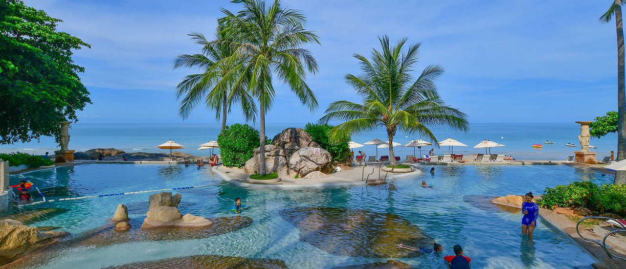 cover ...Sheraton Samui Resort, a luxurious resort with stunning beaches and crystal-clear waters, with Mae Pranom.