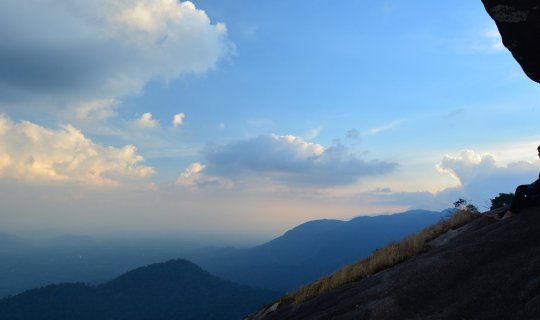 Cover Goob Stone Cliff: A Million-Dollar View with a Grueling Path...