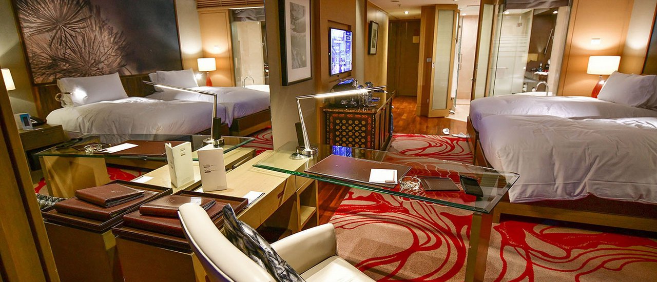 cover Review of Sofitel Bangkok Sukhumvit and its luxurious Sunday Brunch with Maepranom
This review focuses on the Sofitel Bangkok Sukhumvit hotel and its opulent Sunday Brunch experience with Maepranom.