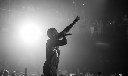 Cover A glimpse of Jason Derulo's live performance at Illuzion Phuket, his...