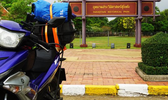 cover Explore the glorious past at the Old City of Sukhothai - Sukhothai Historical Park.