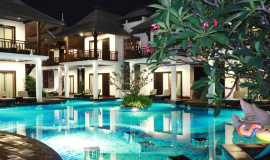 Cover Luxurious and Comfortable Pool Villa in Pattaya City
[[[Z-Through b...