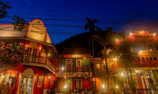 cover Introducing "Baan Pak Ping Dao": Affordable Accommodation in Khao Yai (Ep. 1) 
This episode introduces "Baan Pak Ping Dao," a budget-friendly accommodation option in Khao Yai National Park.