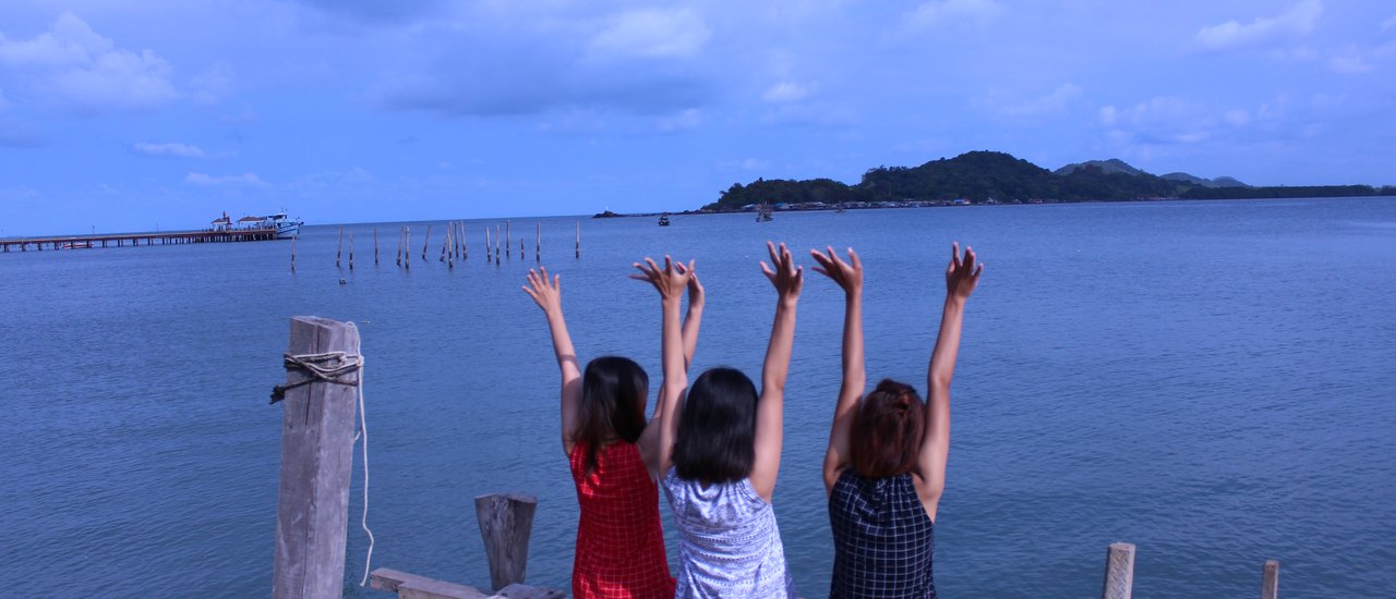 cover "My memory box: 'Exploring the sea easily with your best friend at a price that anyone can afford.'"