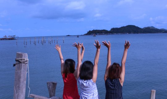 Cover "My memory box: 'Exploring the sea easily with your best friend at a...