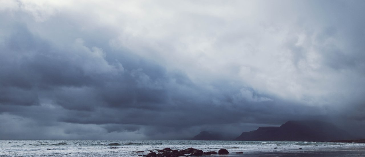 cover Safety Guidelines for Speedboat Passengers on Koh Lipe Island