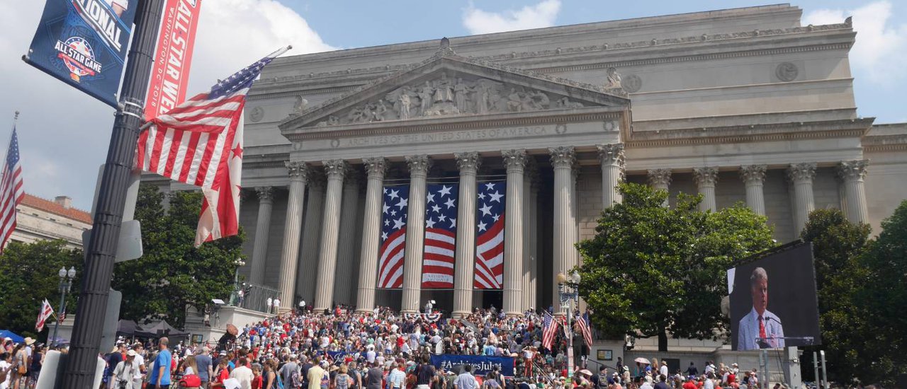 cover The 4th of July, America's National Day, in Washington D.C. is a once-in-a-lifetime experience.