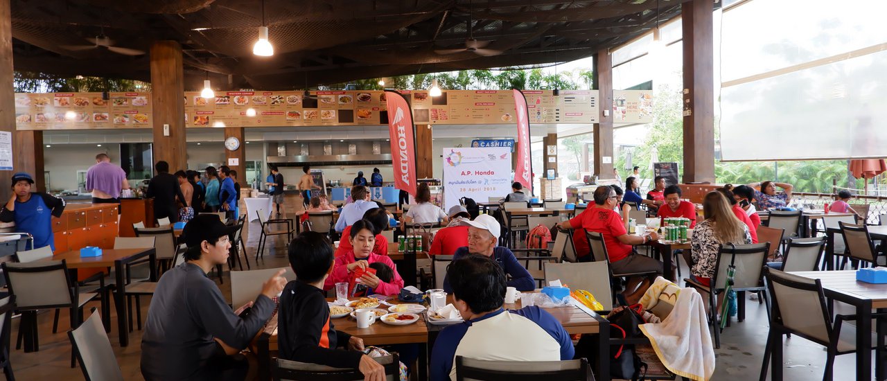 cover The Lake Restaurant at Ramayana Water Park Pattaya
The Lake Restaurant at Ramayana Water Park Pattaya is a dining establishment located within the Ramayana Water Park in Pattaya, Thailand.