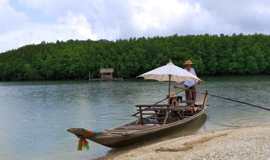 cover Gondola Ride, Venice of Thailand, Koh Chang in the Rainy Season... Turn Left, Please^^