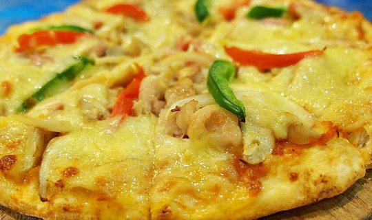 cover Koh Lanta Pizzeria: Traditional Wood-Fired Pizza 🍕 
Simple and short, just like a human.