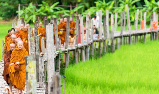 cover Post-Buddhist Lent Trip: Tham Nam Lod Cave, Hanging Noodles at Baan Jabo, and Sutongpe Bridge in Mae Hong Son