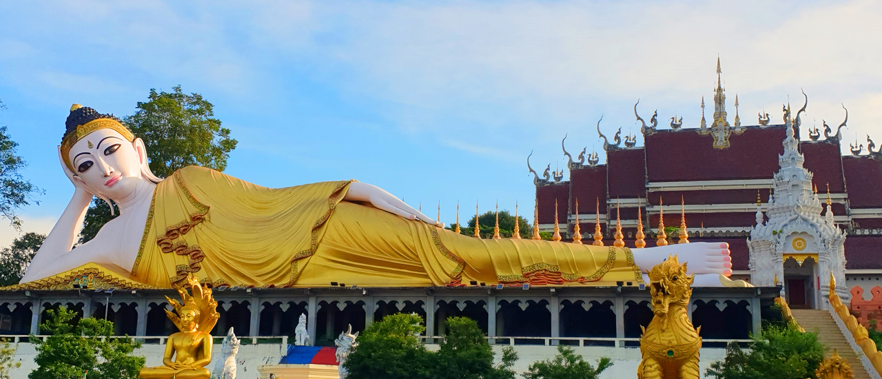 cover The Wat Phra That Suthon Mongkhon Kiri Samakkhi Tham, a magnificent blend of Lanna architecture, showcases a harmonious fusion of styles.