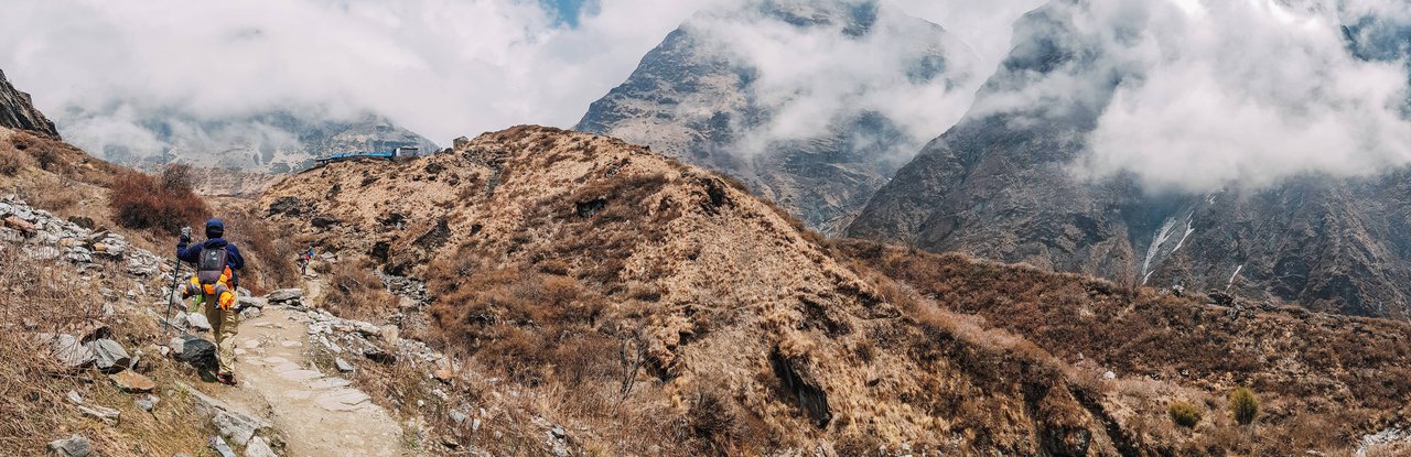 cover Annapurna Base Camp: Close or Far, Only the Heart Knows