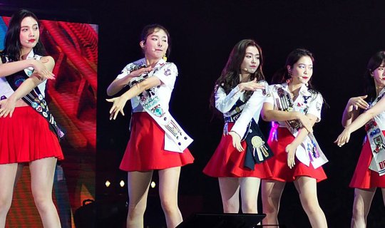 Cover Red Velvet's First Solo Concert in Thailand...