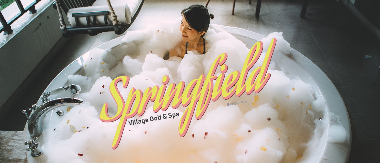 cover Relax in the Jacuzzi with a natural atmosphere at Springfield Village Golf & Spa.