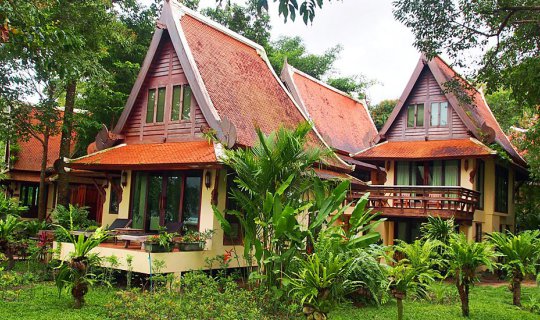 cover My friends brought me to Koh Chang, Trat, to stay at the Chivapuri Beach Resort.
