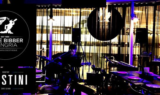 cover A small party with Italian wine bar "Crostini & Wine Bibber Sangria Music"