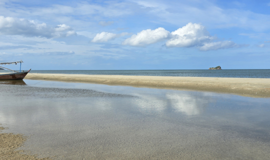 cover 2 Days 1 Night - KHAO TAO, my best beach in Prachuab Kirikhan