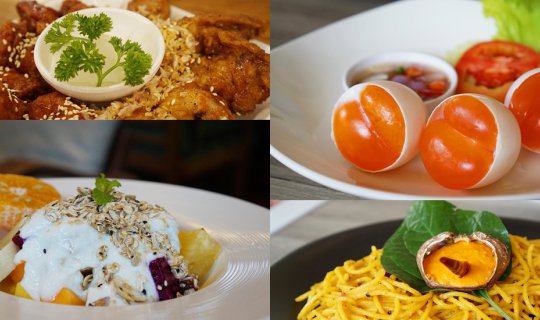 cover 3 Must-Visit Restaurants in Chiang Mai 
This phrase translates to "3 Must-Visit Restaurants in Chiang Mai" and highlights three popular restaurants in the city.