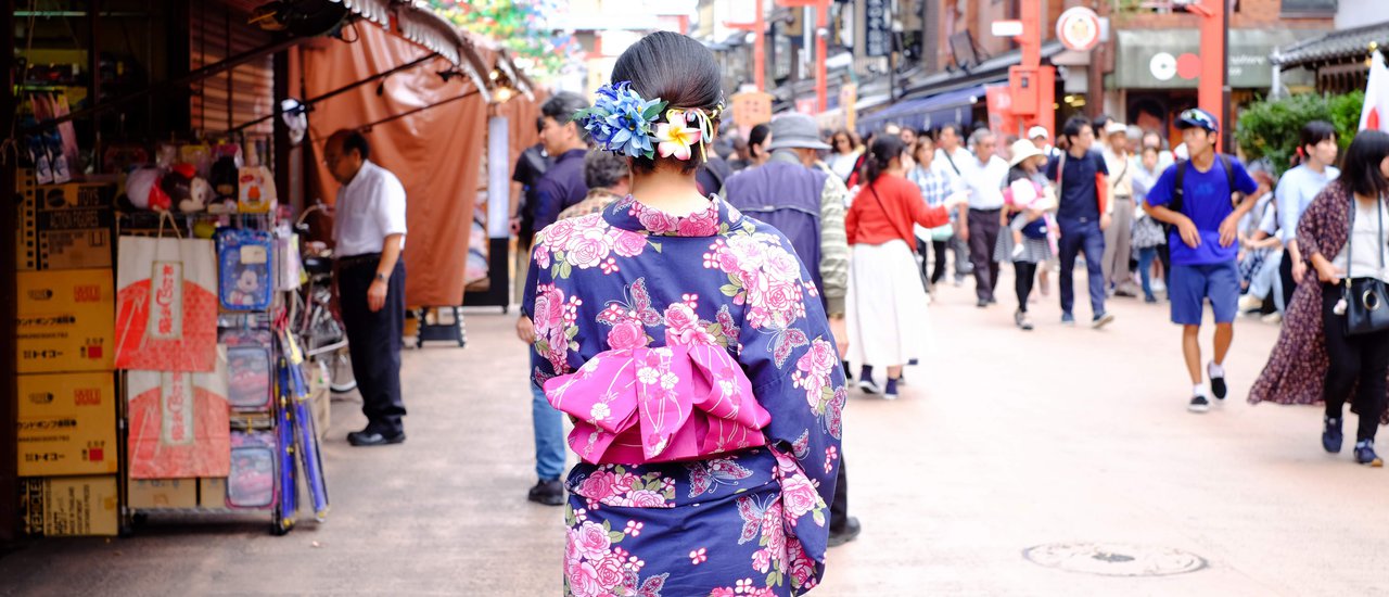 cover Yukata outfit for sightseeing, light and airy style.