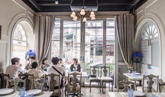 cover "Open the Rice Cabinet": A Must-Try Restaurant in Phuket
"Open the Rice Cabinet" is a highly recommended restaurant in Phuket.