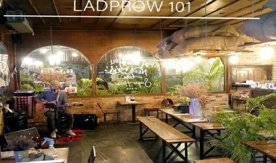 Cover SUGAR HOUSE CAFE LADPROW 101 is incredibly delicious!!...