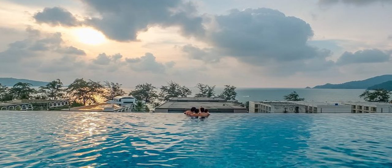 cover รีวิว The Charm Resort Phuket ทริปนี้ขอ พักสมอง นอนมองทะเล เที่ยว Similan