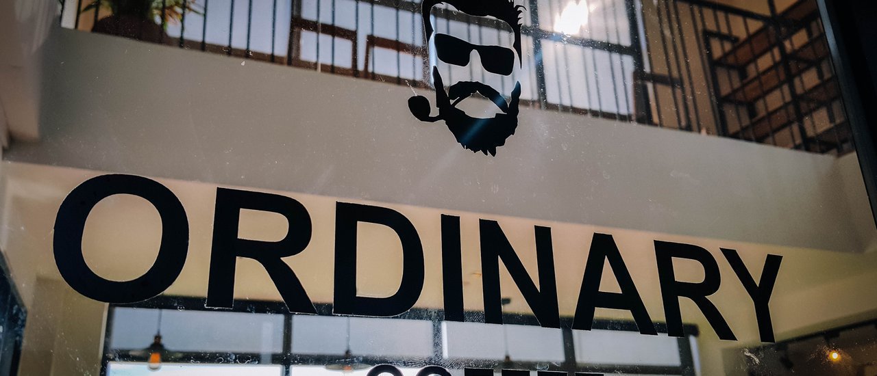 cover Ordinary Coffee ร้านกาแฟเล็กๆดีไซน์เก๋ ร้านใหม่ ของ พัทยา