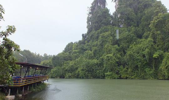 Cover @เขาหัวแตก ตรังแหล่งท่องเที่ยวใกล้ถ้ำเล...