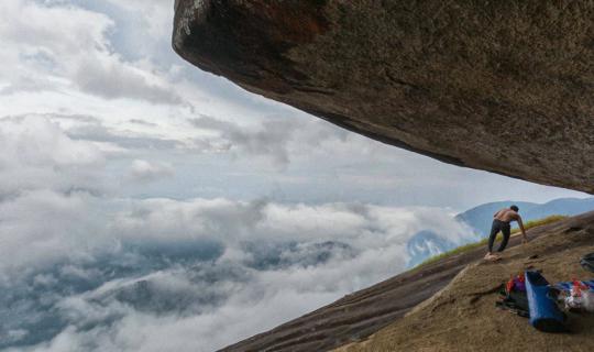 cover Lost Somewhere Together#9 To take the extraordinaire trip at Pha Hin Koob Cliff.