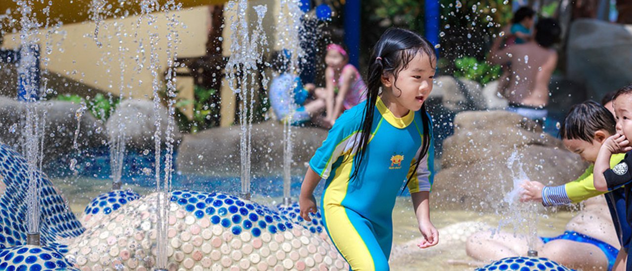 cover Dek Jew Chill Out @ Mercure Pattaya Ocean Resort and Pipo Pony Club