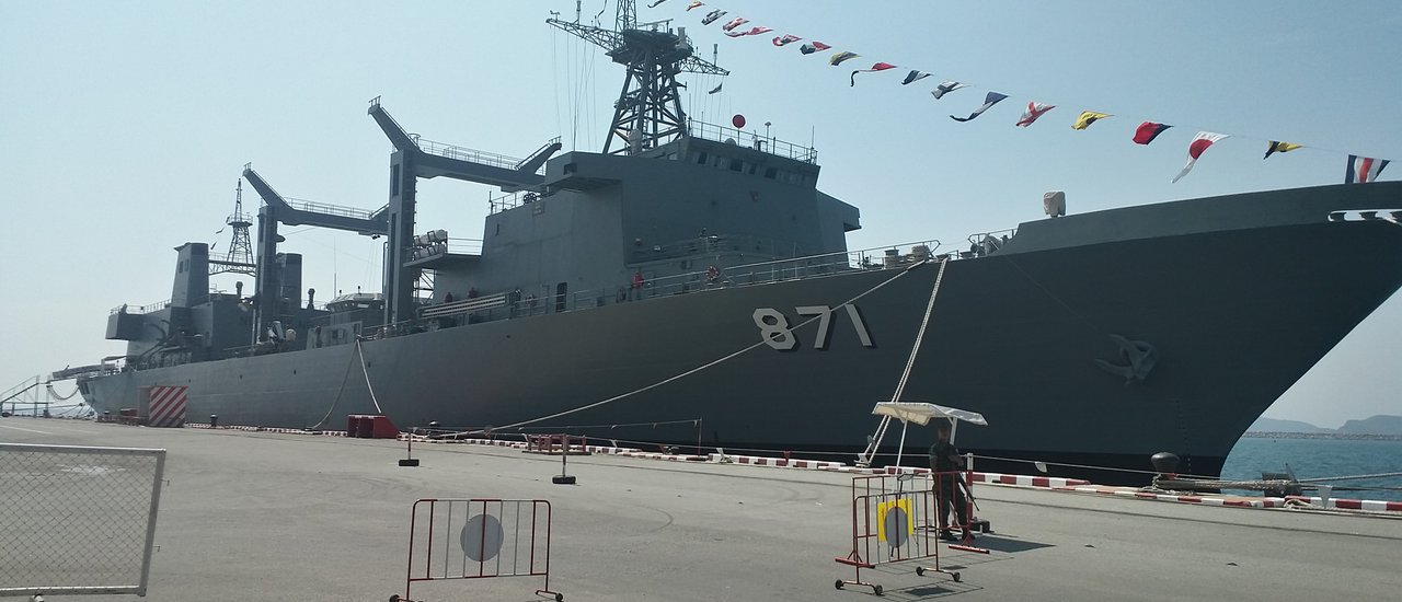 cover ทริปไปเช้า กลับเย็น (ชลบุรี) เดินเล่น ขึ้นเรือ ชมเต่า ดูปลาการ์ตูน