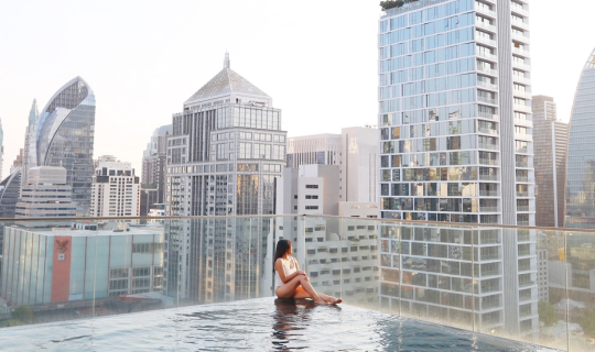 Cover 𝐒𝐢𝐧𝐝𝐡𝐨𝐫𝐧 𝐌𝐢𝐝𝐭𝐨𝐰𝐧 𝐇𝐨𝐭𝐞𝐥 𝐁𝐚𝐧𝐠𝐤𝐨𝐤 โรงแรม 5 ด...