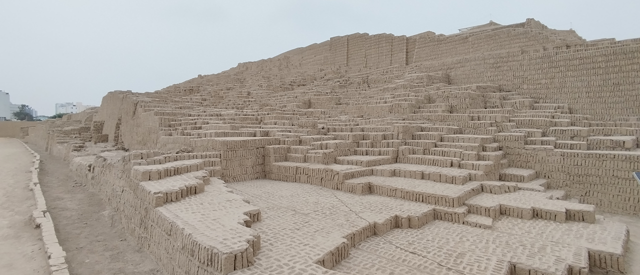 cover ทริปเปรู คนเดียวก็เที่ยวได้ ตอน 8 การเดินทางใน Lima เมืองหลวงที่(ไม่ค่อย)ปลอดภัยของเปรู และ Huaca Pucllana วิหารของอารยธรรมก่อนอินคา