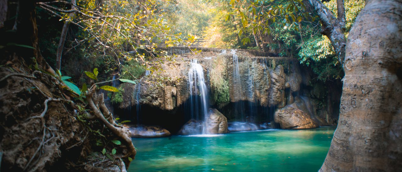 cover แบกเป้ One Day Trip .... เที่ยว "น้ำตกเอราวัณ" จ.กาญจนบุรี