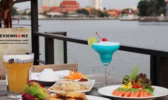 cover พาไปปากเกร็ดเพลินกับอาหารเครื่องดื่มดนตรีริมแม่น้ำเจ้าพระยาที่ร้านสวย River Wine