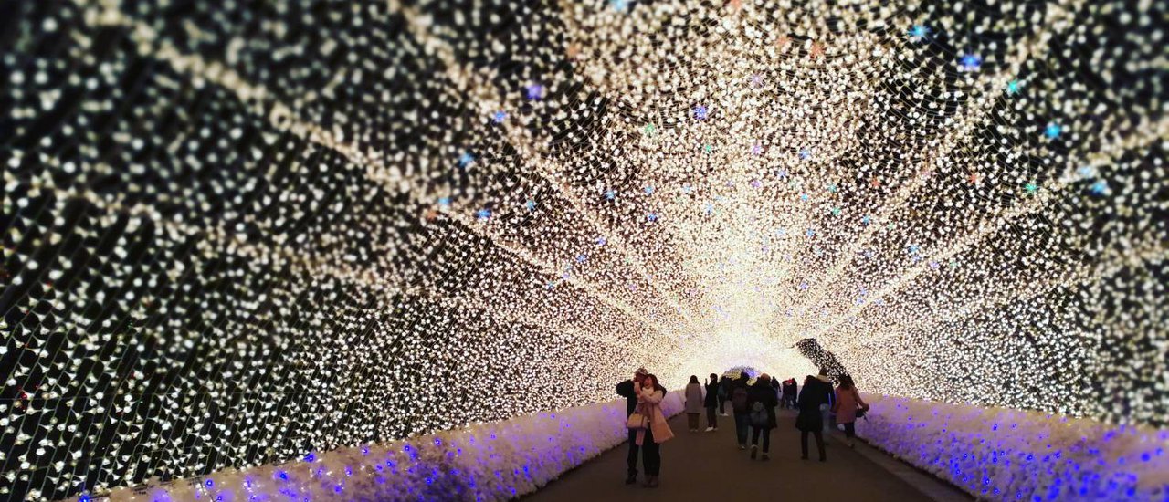 cover ล้านดวงไฟ กับ สองดวงใจพาเพื่อนไป Winter Illumination light @ Nabana No Sato (Nagoya)