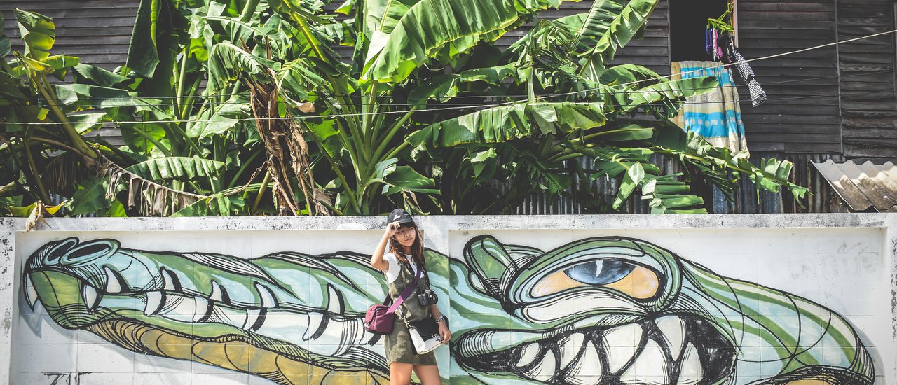 cover Jumping on the train to have lunch at Hua Takhe Art Market ^^