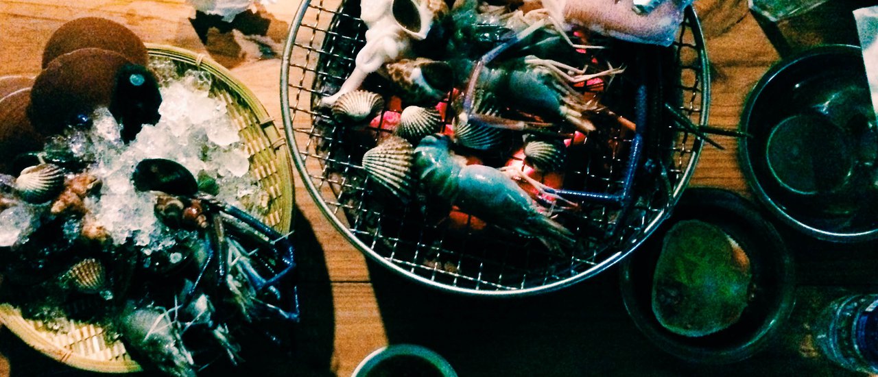 cover BAMBISTA_SUMMER STREET wonderful seafood restaurant