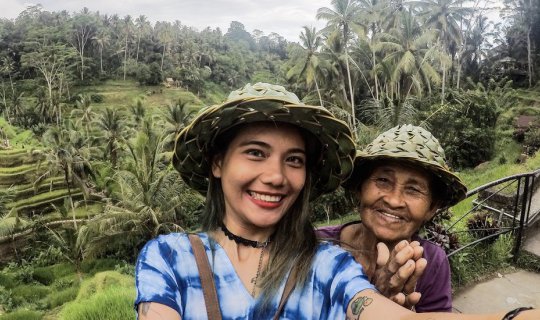 cover 3 Days In Bali   " Island of Gods"  You're Must Go !!!