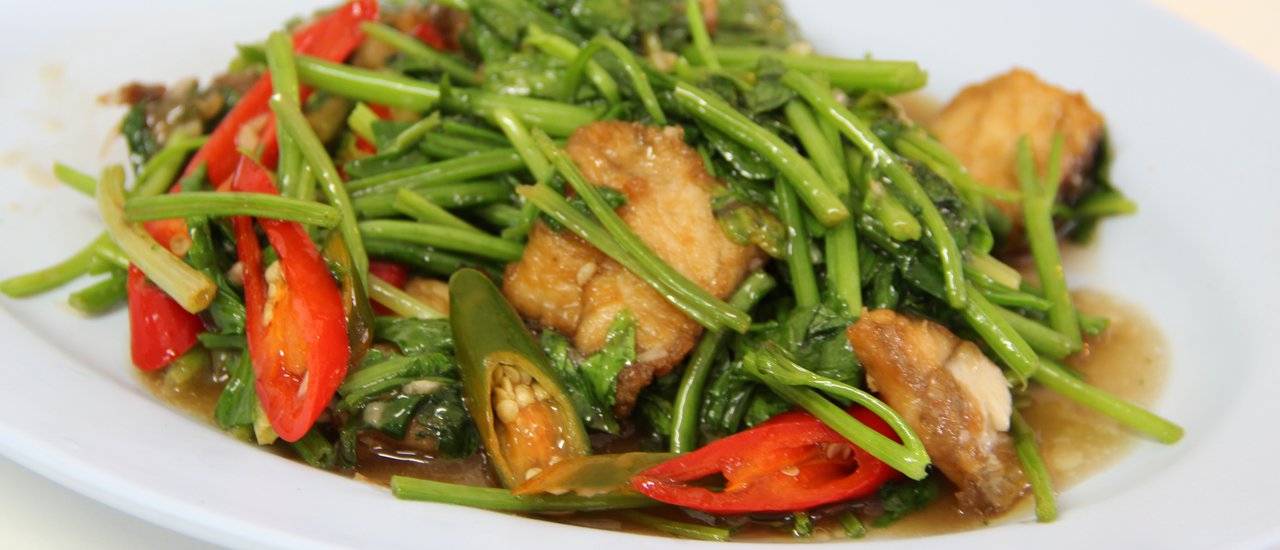 cover สัมผัสความอร่อยระดับตำนานที่ร้าน "สวนสน (โกอ่างโภชนา)"