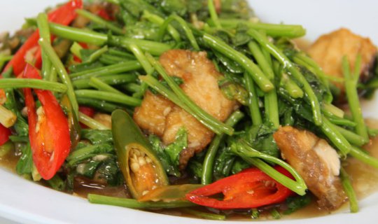 cover สัมผัสความอร่อยระดับตำนานที่ร้าน "สวนสน (โกอ่างโภชนา)"